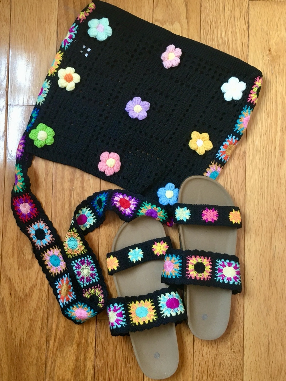 Woman Black Crochet Floral Bag and Sandals Set - Multicolor Accents